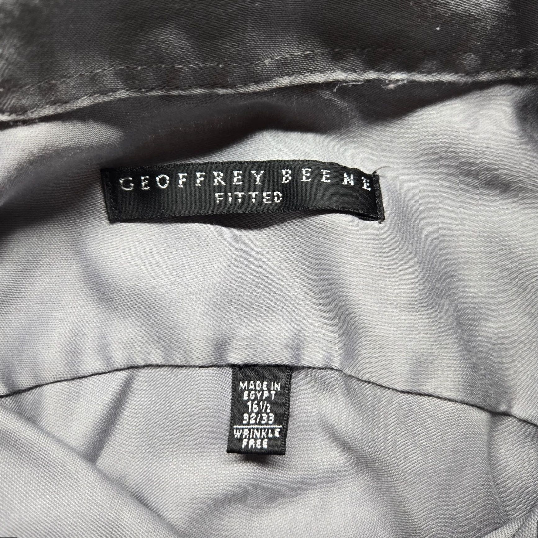 Geoffrey Beene VINTAGE Geoffrey Beene Dress Shirt Long Sleeve Adult Men's Gray 16.5 Wrinkle Resistant Business Formal Classic Fit Size US L / EU 52-54 / 3 - 3 Thumbnail