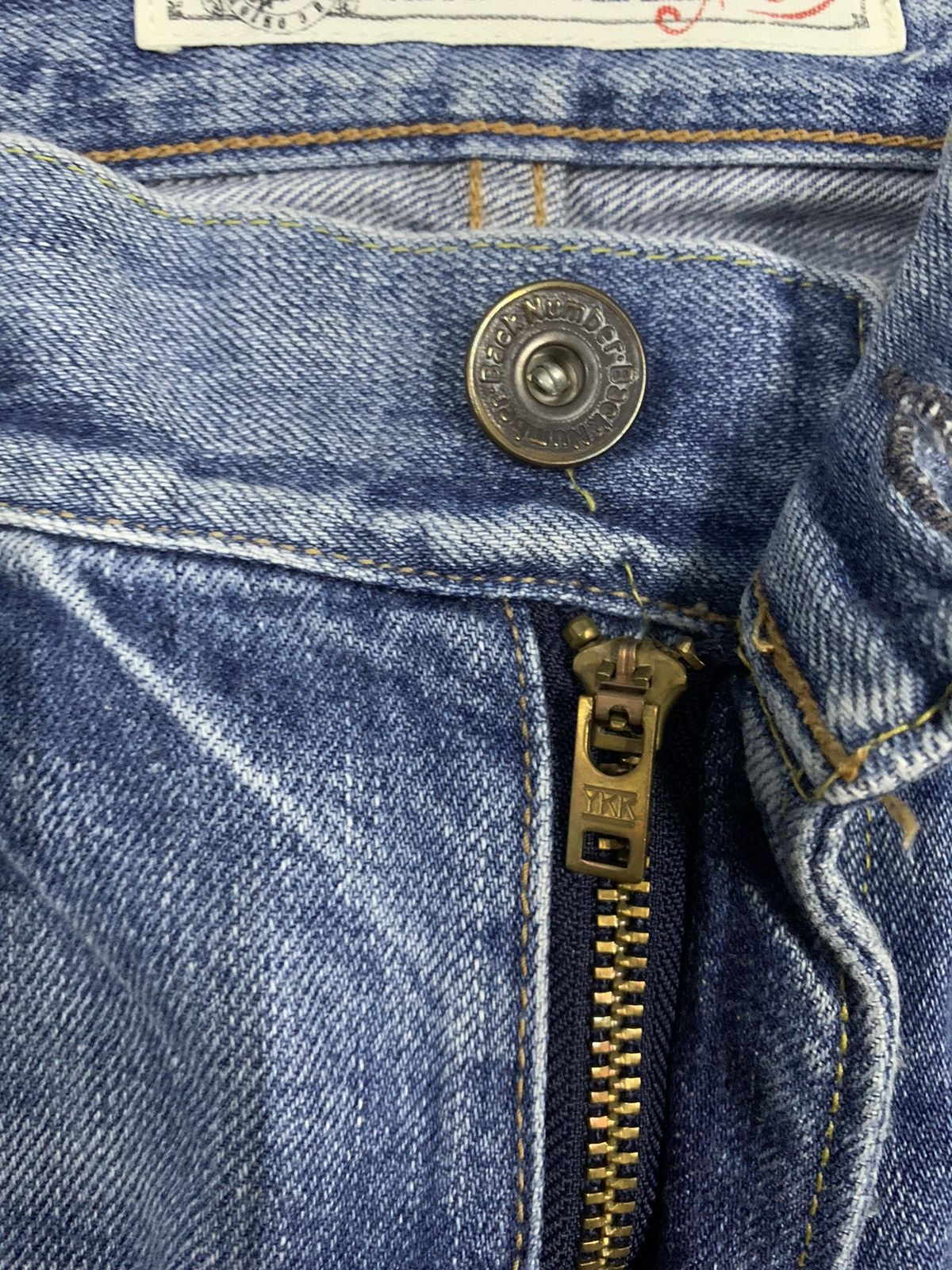 Japanese Brand Vintage Back Number Whiskers Straight Leg Distressed Jeans Size US 32 / EU 48 - 4 Thumbnail