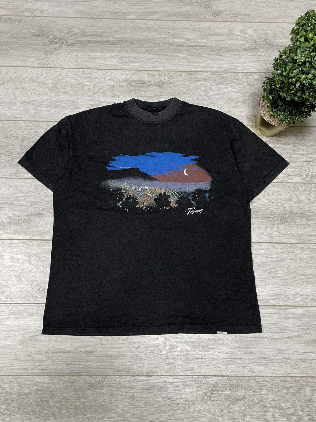 Represent Clo. Represent vintage wash headed for the hills Size US M / EU 48-50 / 2 - 1 Thumbnail