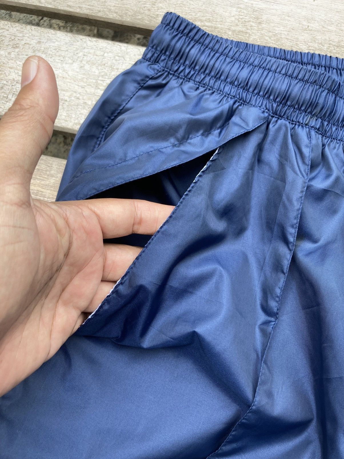 Nike × Vintage Vintage 90s Nike Nylon Dark Blue Track Pants Size US 32 / EU 48 - 8 Thumbnail
