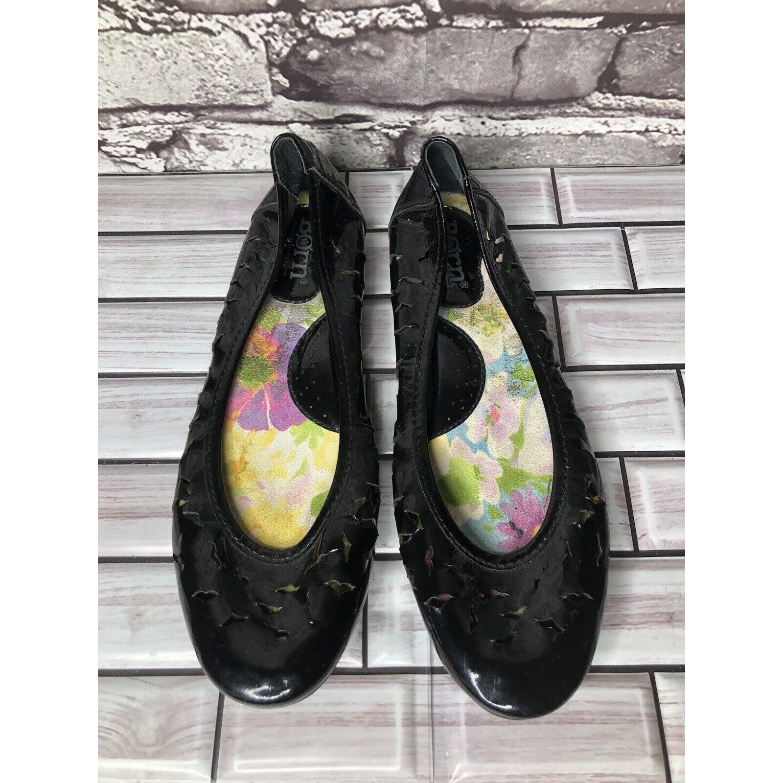 Born Born Black Patent Leather Perforated Ballet Flats Shoes Wome Size US 6 / IT 36 - 2 Thumbnail