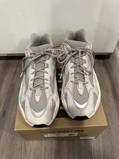 Adidas Yeezy Boost 700 V2 Static