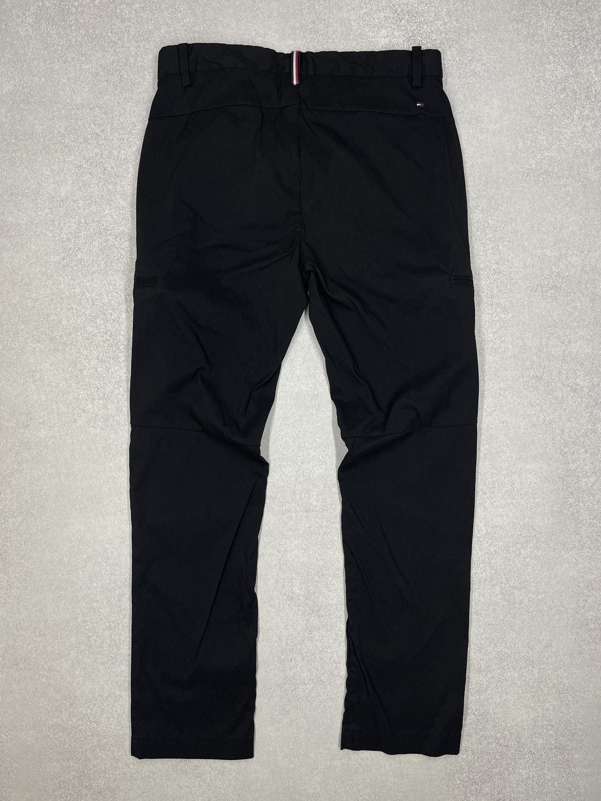 Tommy Hilfiger × Vintage Mens Tommy Hilfiger Tech Pants Black Stretch Size S Size US 30 / EU 46 - 7 Thumbnail