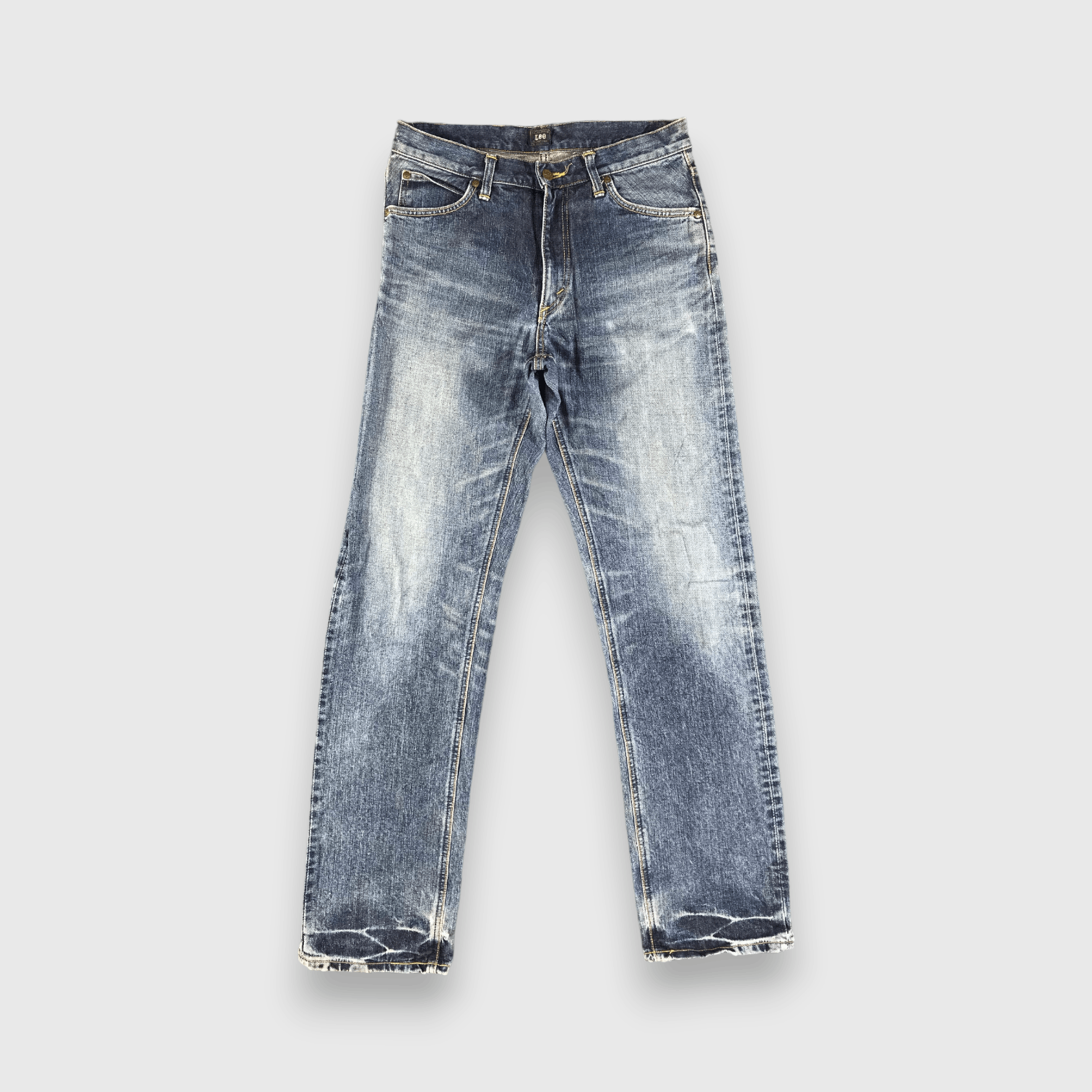 Japanese Brand Vintage Blue Wash Lee Jeans-J2846 Size US 31 - 1 Thumbnail