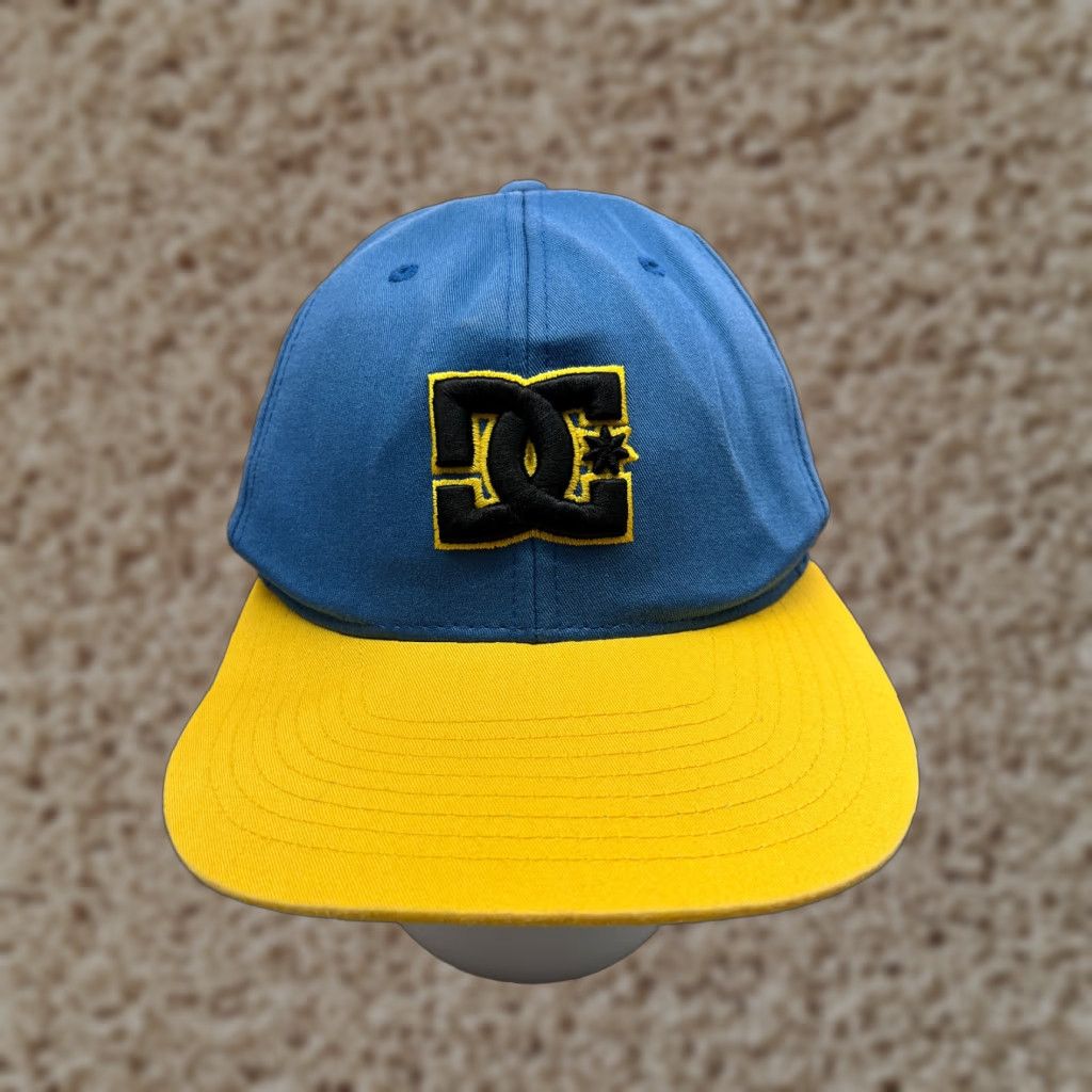 Vintage VINTAGE DC Shoes Snapback Hat Cap Adult 7 1/8 Blue Cotton Skate 90s Mens Size ONE SIZE - 1 Thumbnail