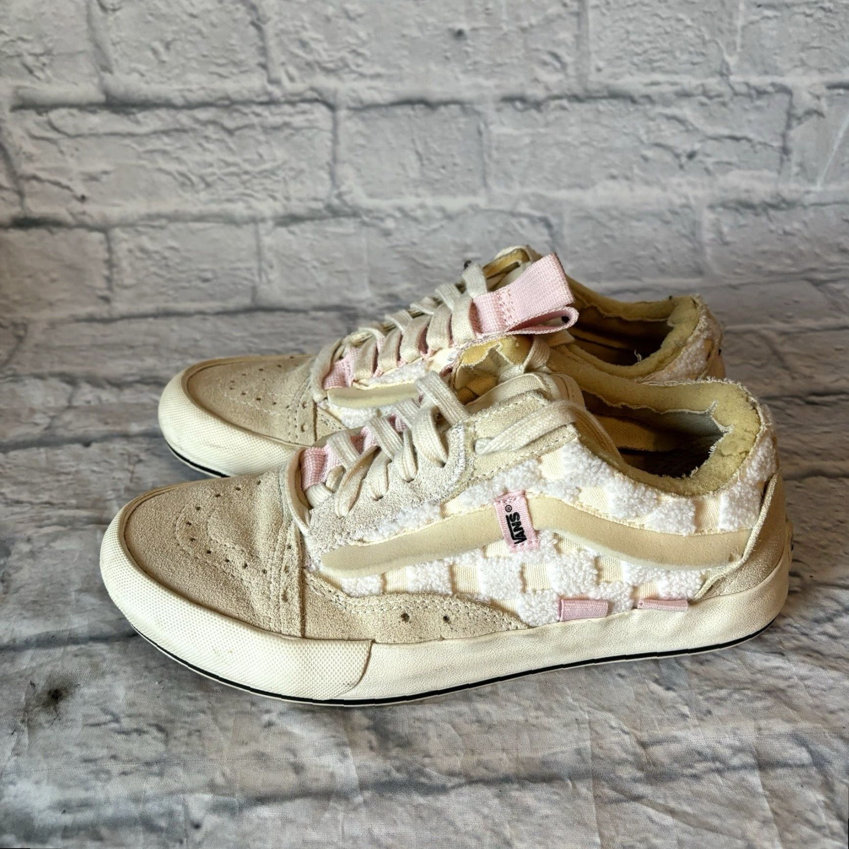 Vans VANS Old Skool Cap LX Deconstructed Cream Pink Regrind Shoes Women’s Size 7 Size ONE SIZE - 6 Thumbnail