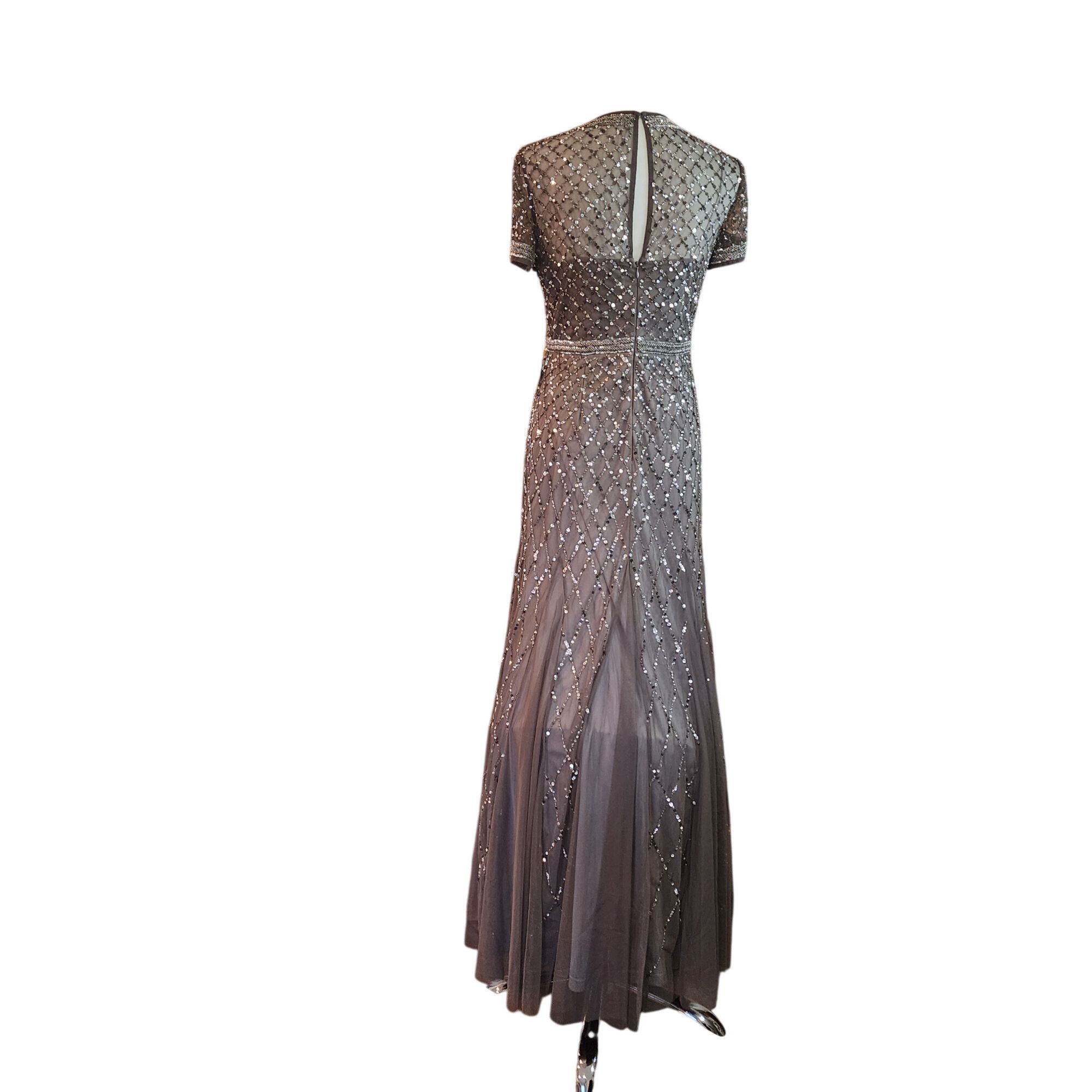 Adrianna Papell Adrianna Papell Short Sleeve Sequined Long Dress with Godets Size M / US 6-8 / IT 42-44 - 4 Thumbnail