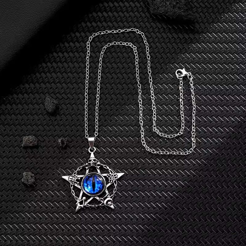 Jewelry Retro Devil's Eye Pendant Necklace Size ONE SIZE - 1 Thumbnail