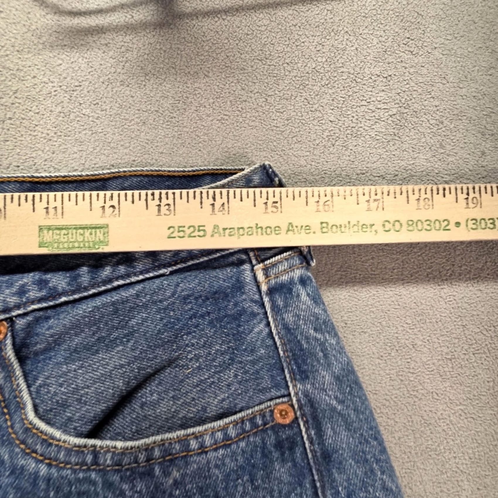 Levi's VINTAGE Levi's 501 Jeans Mens Blue Wash Straight Button Fly 30x33 USA 90s Fit Regular Mens Size US 30 / EU 46 - 3 Thumbnail