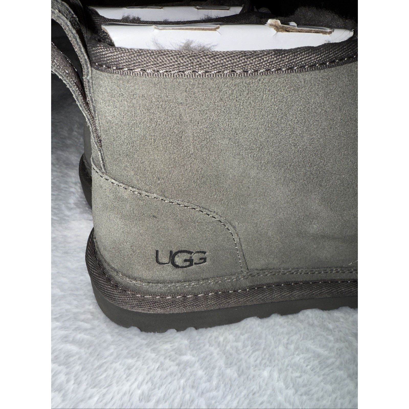 Ugg UGG Australia Men's Neumel Chukka Boots in Charcoal Size 9 Size US 9 / EU 42 - 2 Thumbnail
