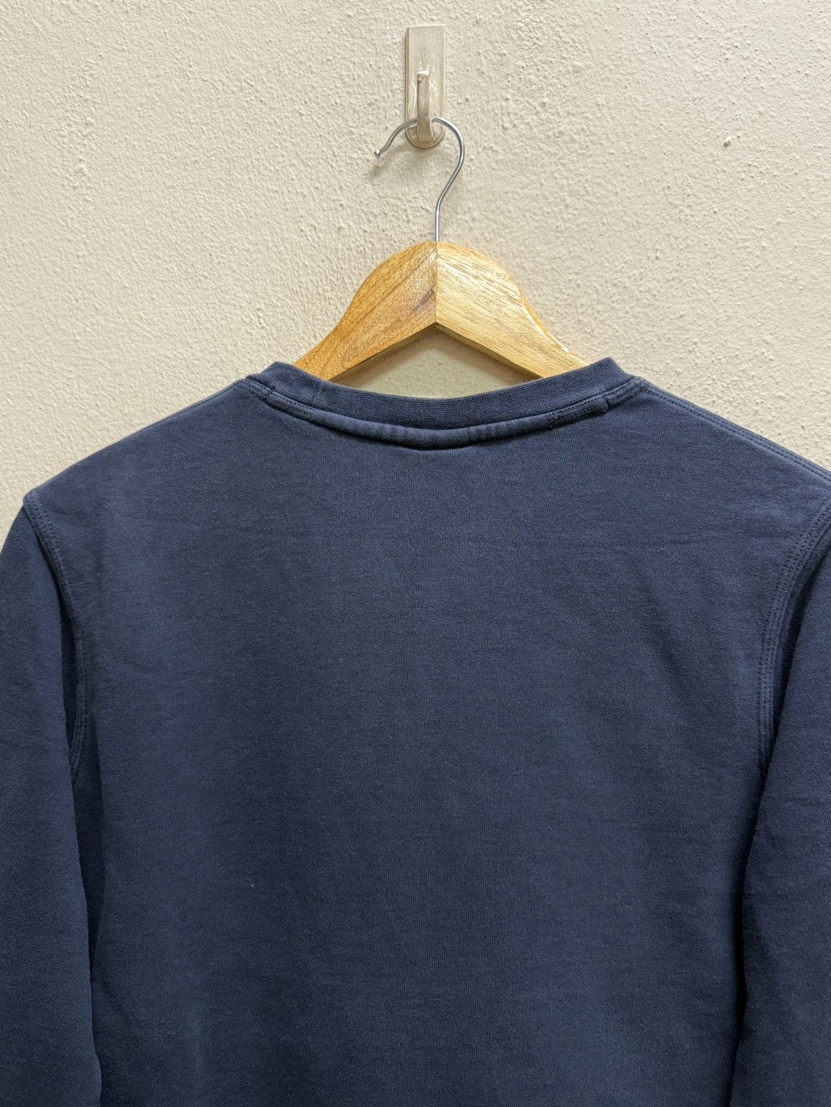 Nike Nike Swoosh Blue Tag Small Logo Sweatshirt Size US S / EU 44-46 / 1 - 21 Thumbnail