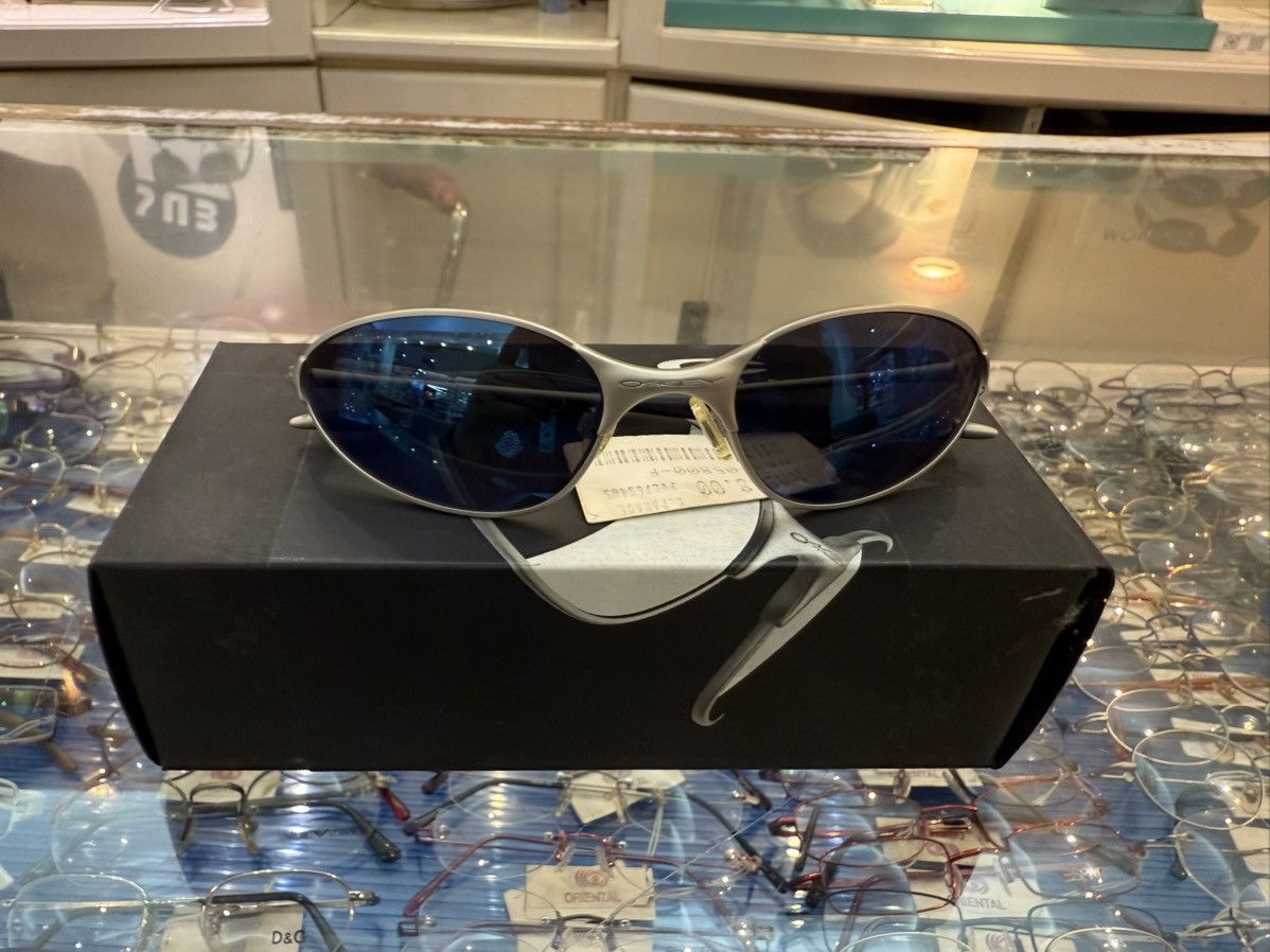 Oakley Rare 2000 C WIRE Oakley Sunglasses Size ONE SIZE - 12 Thumbnail