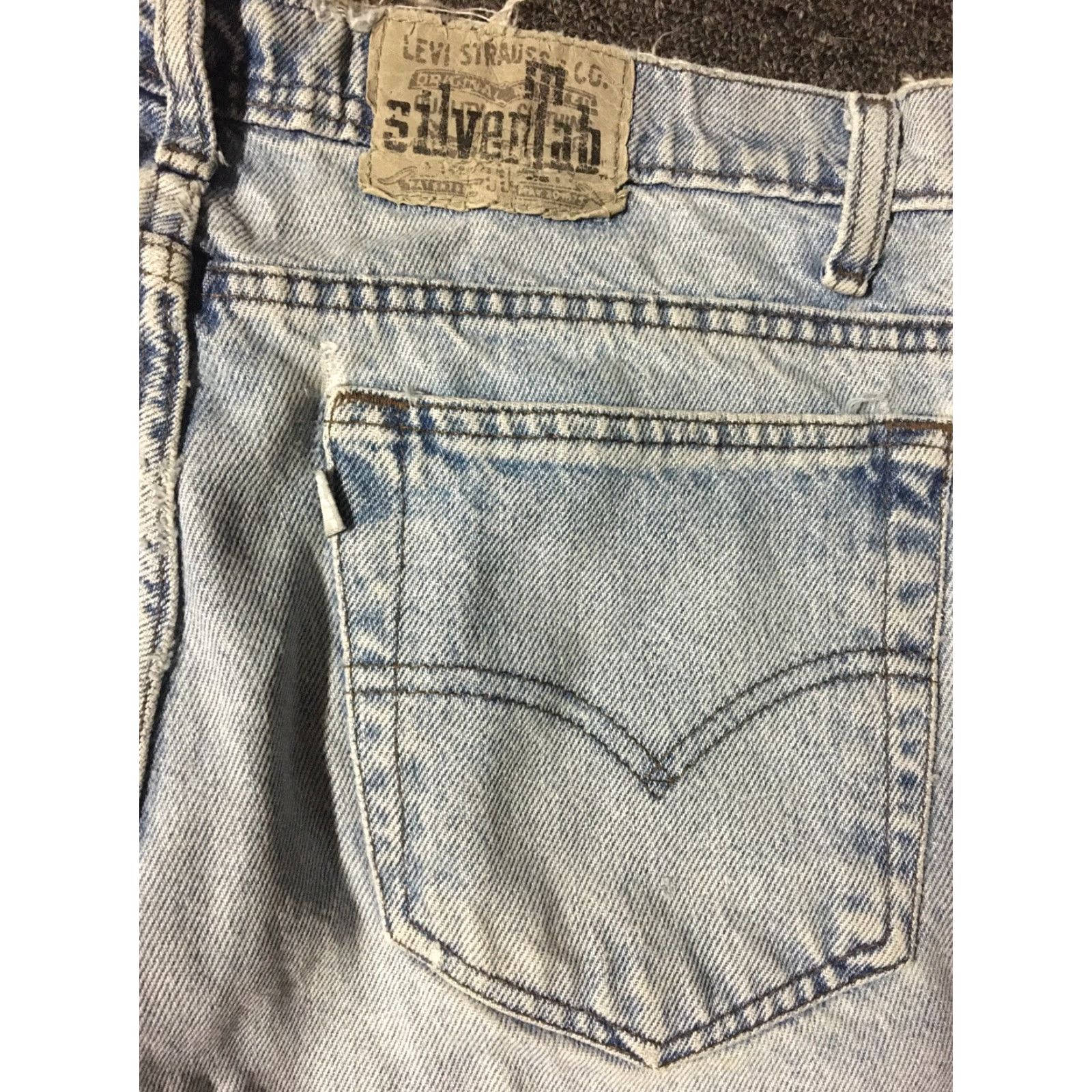 Levi's VINTAGE Levi’s Silvertab 90s Jeans Loose Faded Distress Blue 34/29 USA Men Jeans Grunge Skate Size US 34 / EU 50 - 3 Thumbnail