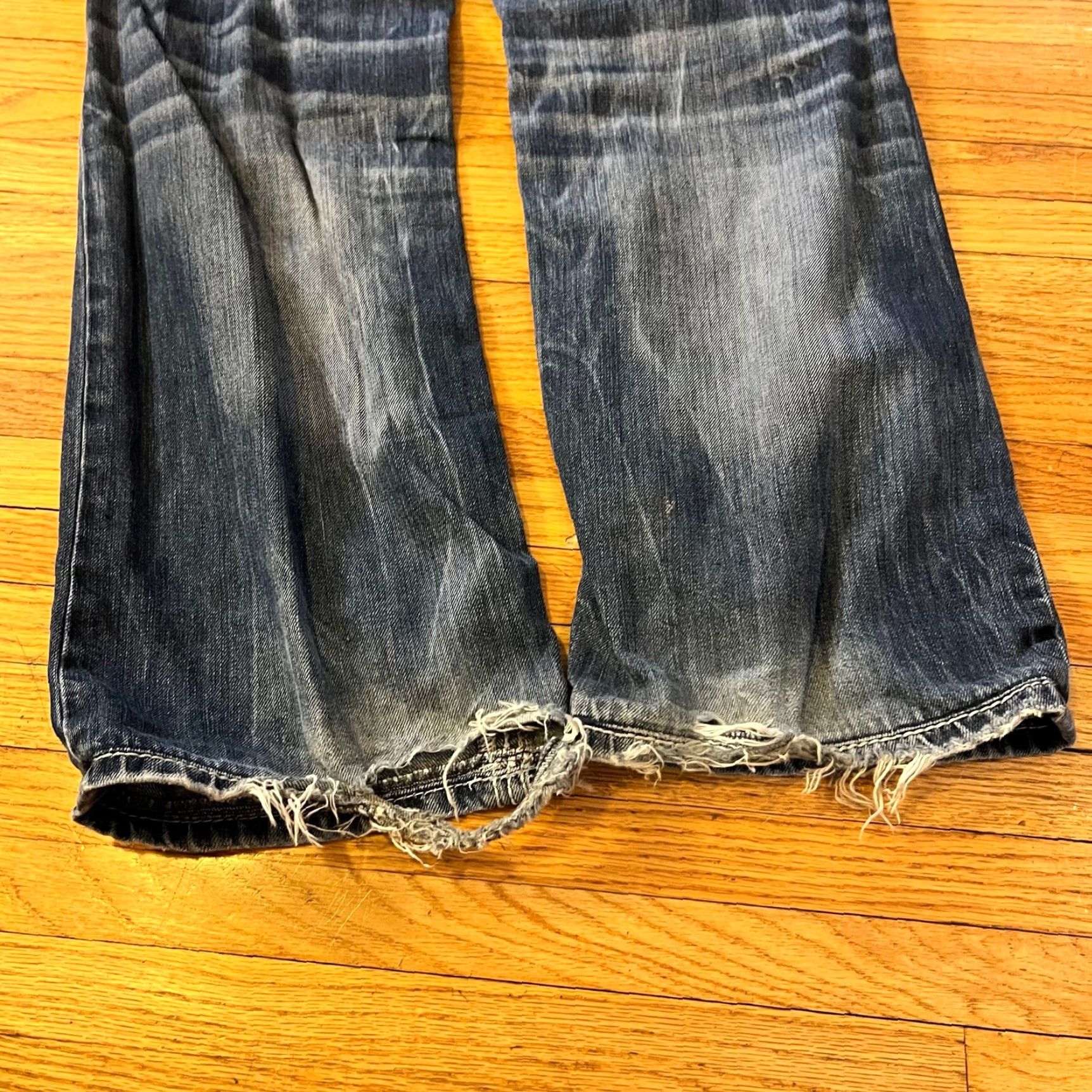 Silver Jeans Co. Silver Jeans Co. Men 34 Jake Straight Distressed Thick Stitch Pants Jeans 34 Regular Blue 30 Inseam Mens Straight Distressed 90s? Size US 34 / EU 50 - 3 Thumbnail