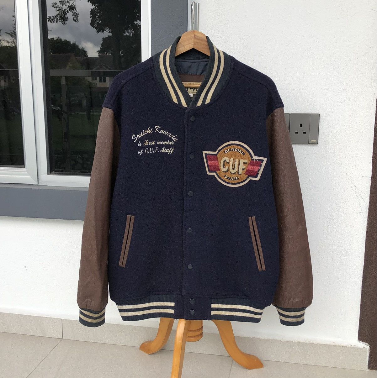Japanese Brand Vintage C.U.F Staff Team Wool Leather Sleeve Varsity Jacket Size US M / EU 48-50 / 2 - 11 Thumbnail