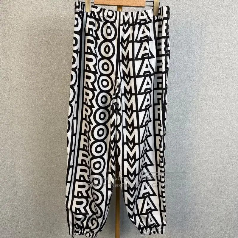 Fendi Fendi Colorful Print Women's Casual Pants . Size 26" / US 2 / IT 38 - 2 Thumbnail