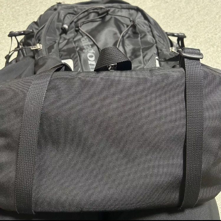 Patagonia Patagonia Chacabuco 32L rare discontinue model Size 34 - 4 Thumbnail
