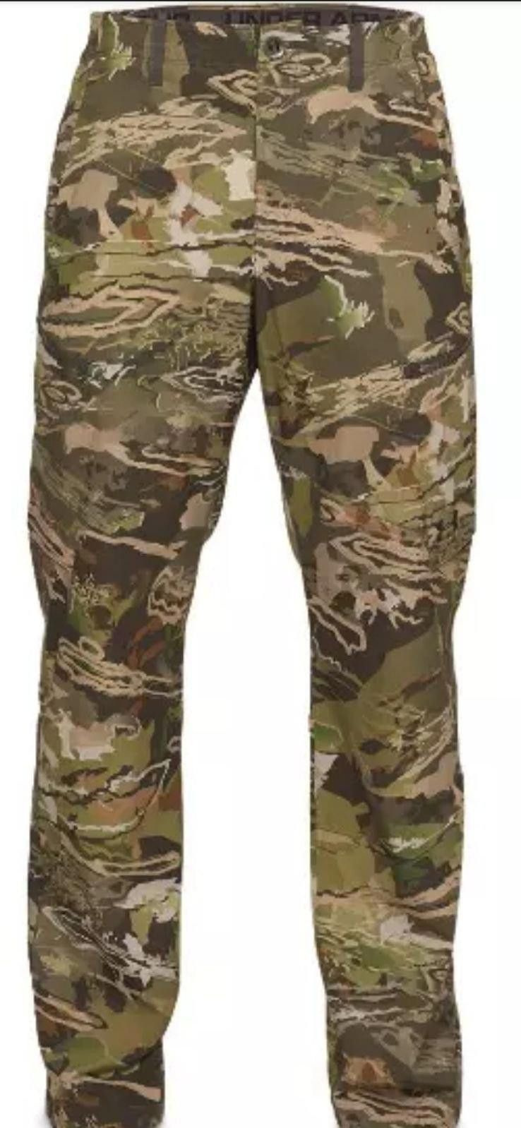 Under Armour Under Armour ArmourVent NFZ Forest Camo Size US 34 / EU 50 - 1 Thumbnail