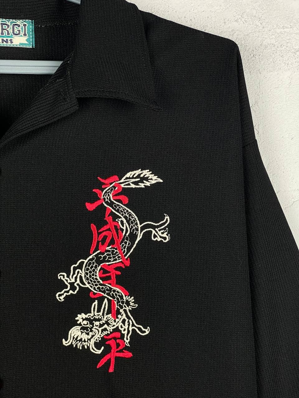 Band Tees × Japanese Brand × Vintage Japanese Brand Style Black Embroidery Dragon Vintage Shirt Size US L / EU 52-54 / 3 - 4 Thumbnail