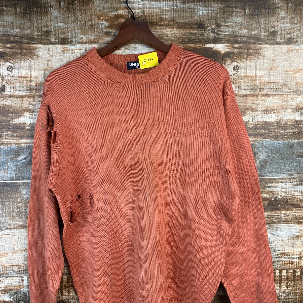 Vintage DL Uniqlo Vintage worn ripped distressed Sweaters #C1195 Size US M / EU 48-50 / 2 - 2 Thumbnail