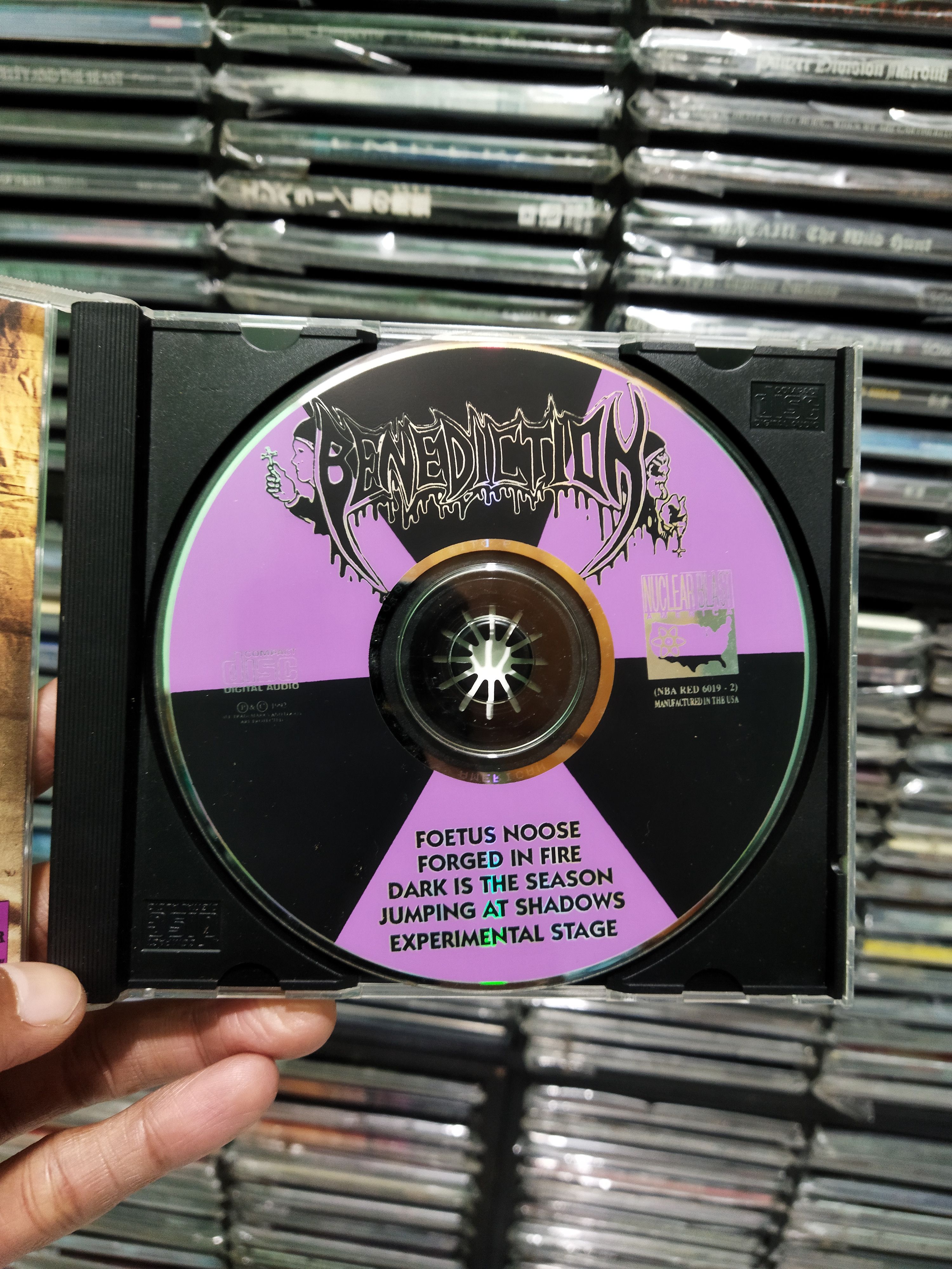 Vintage vintage og BENEDICTION - dark is the season - CD Size ONE SIZE - 2 Thumbnail