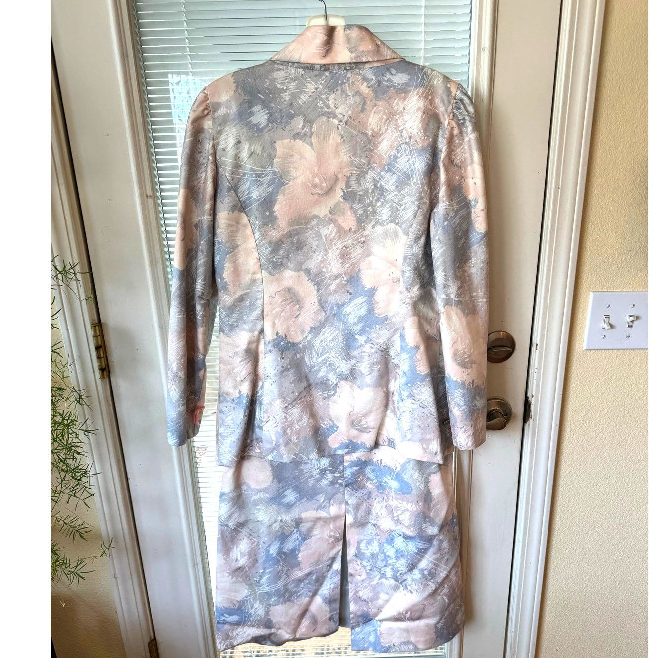 Homemade vintage 2-piece floral skirt suit 80s size M muted floral Size M / US 6-8 / IT 42-44 - 2 Thumbnail