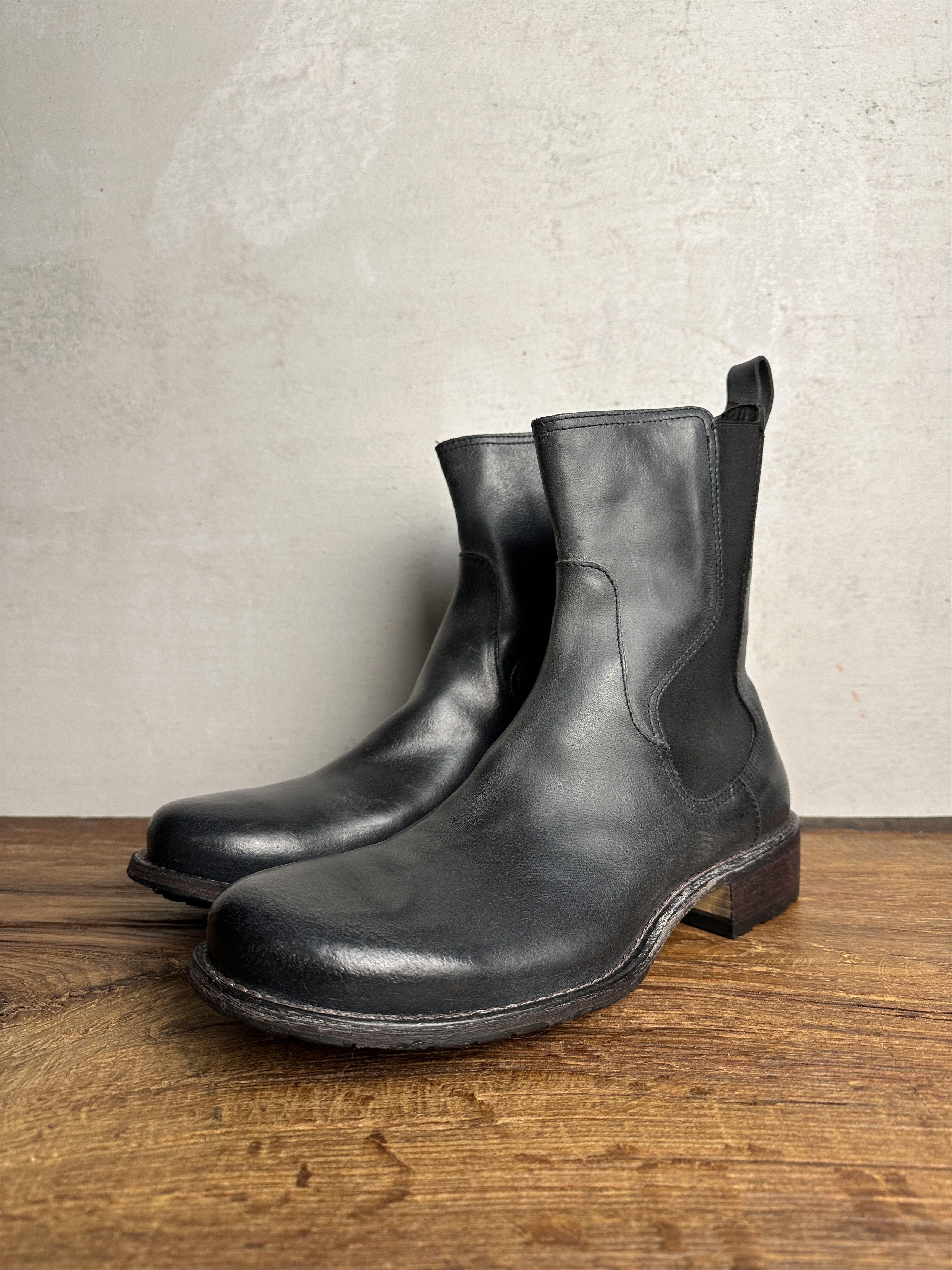 Neil Barrett Neil Barret Black Chelsea Size US 7 / EU 40 - 2 Thumbnail