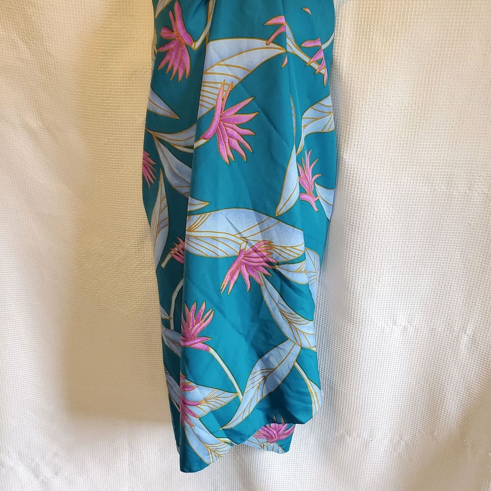 Hilo Hattie VINTAGE Hilo Hattie Wrap Dress Shirt Womens Midi Sleeveless Blue Floral Hawaii Tropical 90s 80s Beach Vacation Size M Size M / US 6-8 / IT 42-44 - 4 Thumbnail