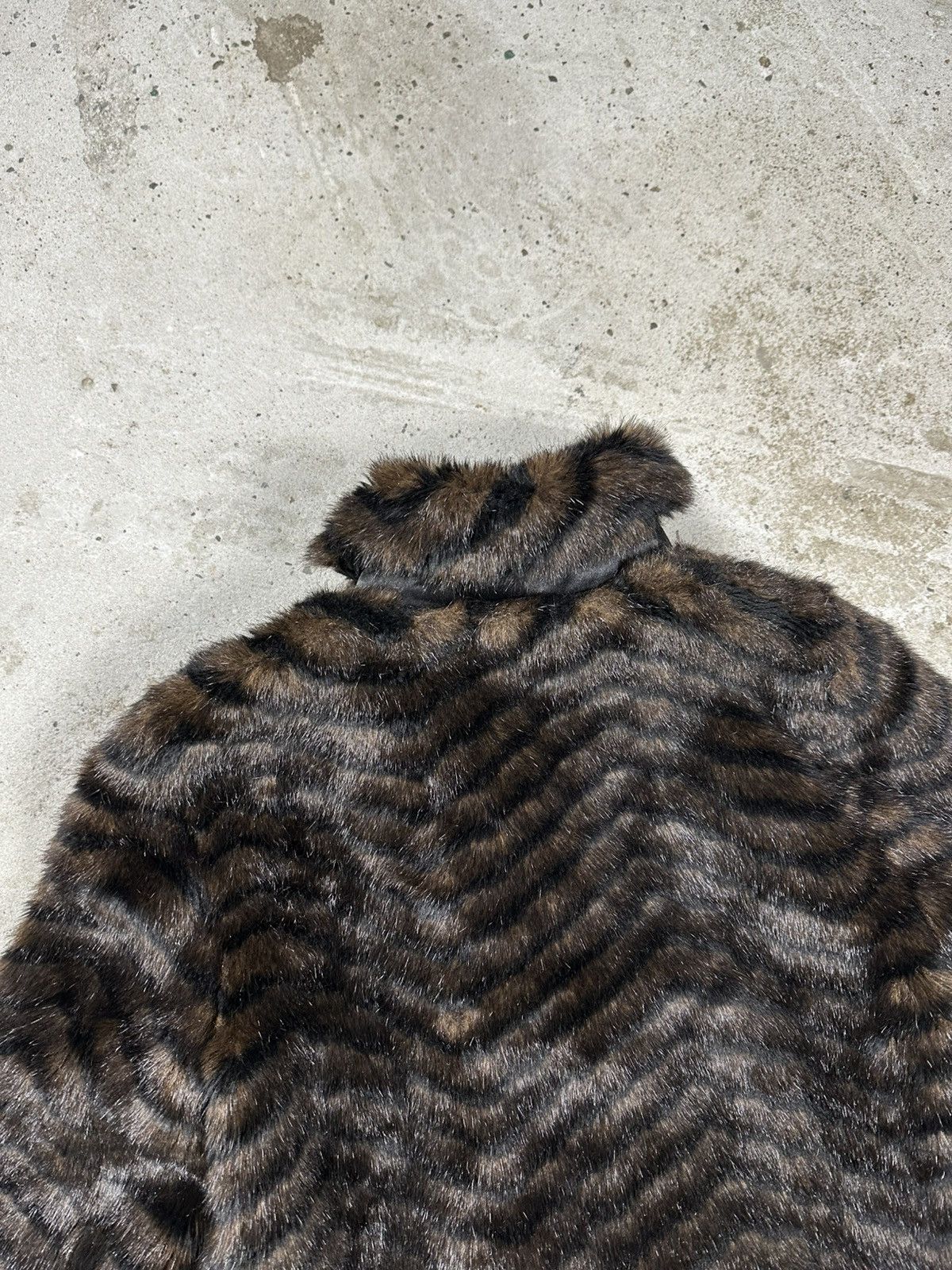 If Six Was Nine × Japanese Brand × Le Grande Bleu (L.G.B.) Vintage Y2K Faux Fur Brown Jacket Japanese Style Size US XS / EU 42 / 0 - 12 Thumbnail