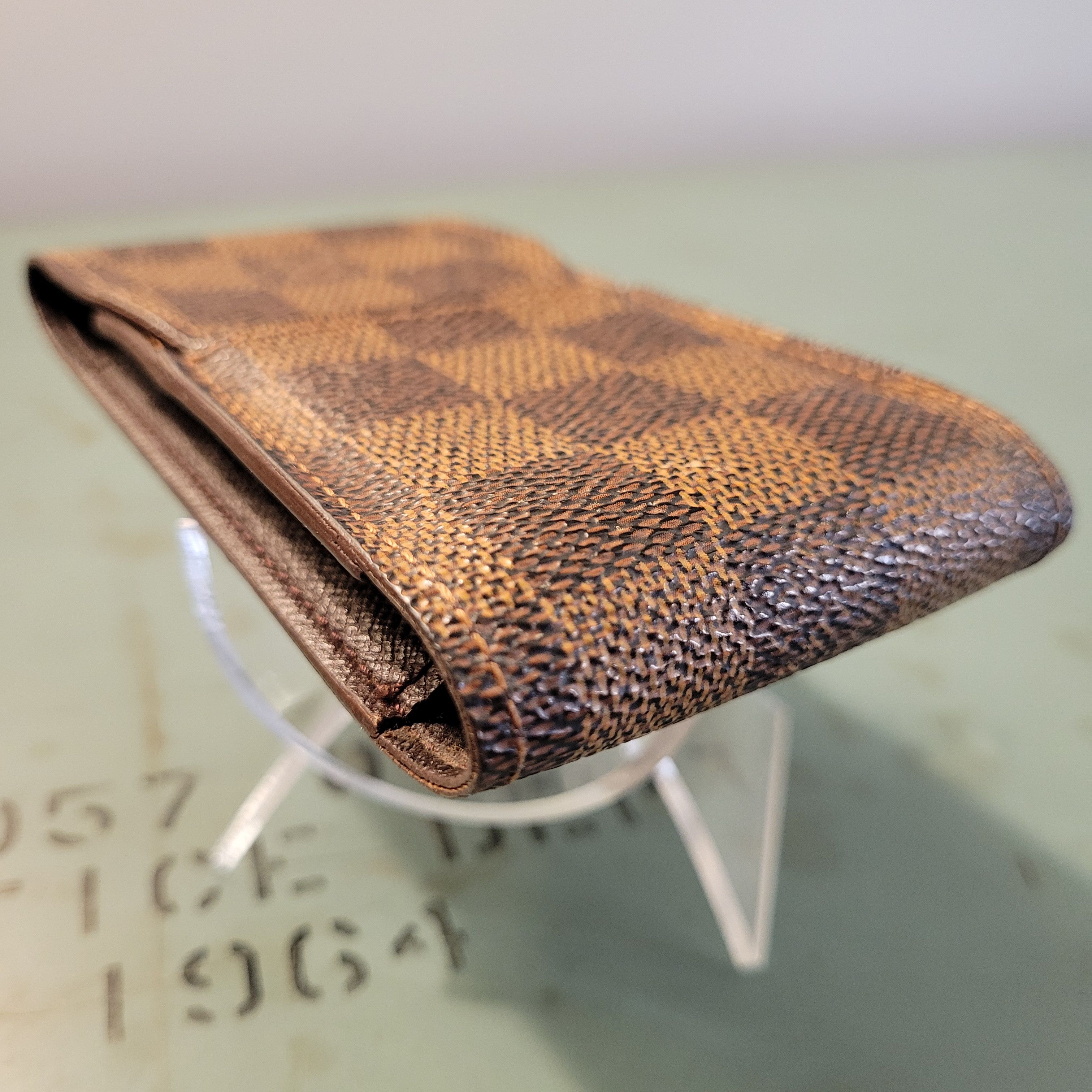 Louis Vuitton LV Damier Ebene Cigarette Case Accessory Case Size ONE SIZE - 4 Thumbnail