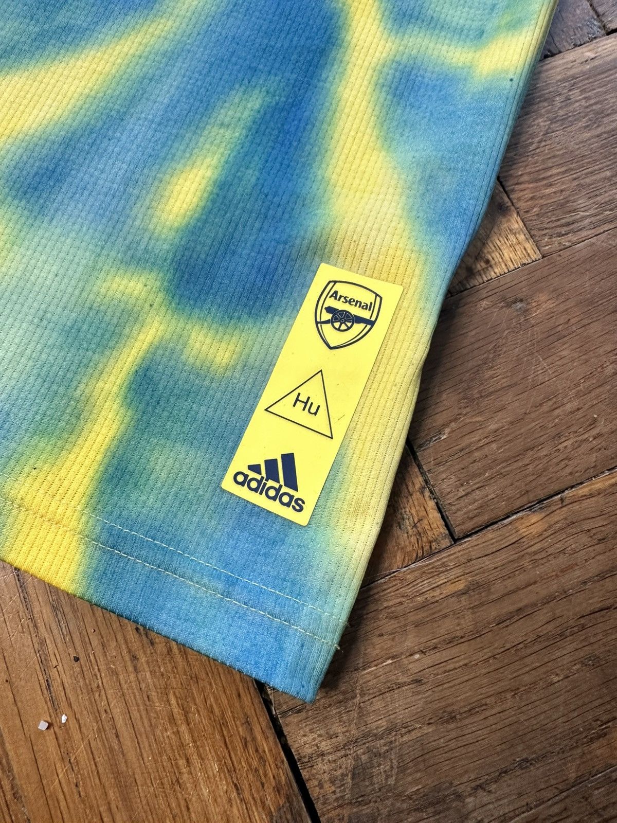 Adidas × Pharrell Adidas Human Race Pharrell Williams Arsenal London FC Size US M / EU 48-50 / 2 - 6 Thumbnail