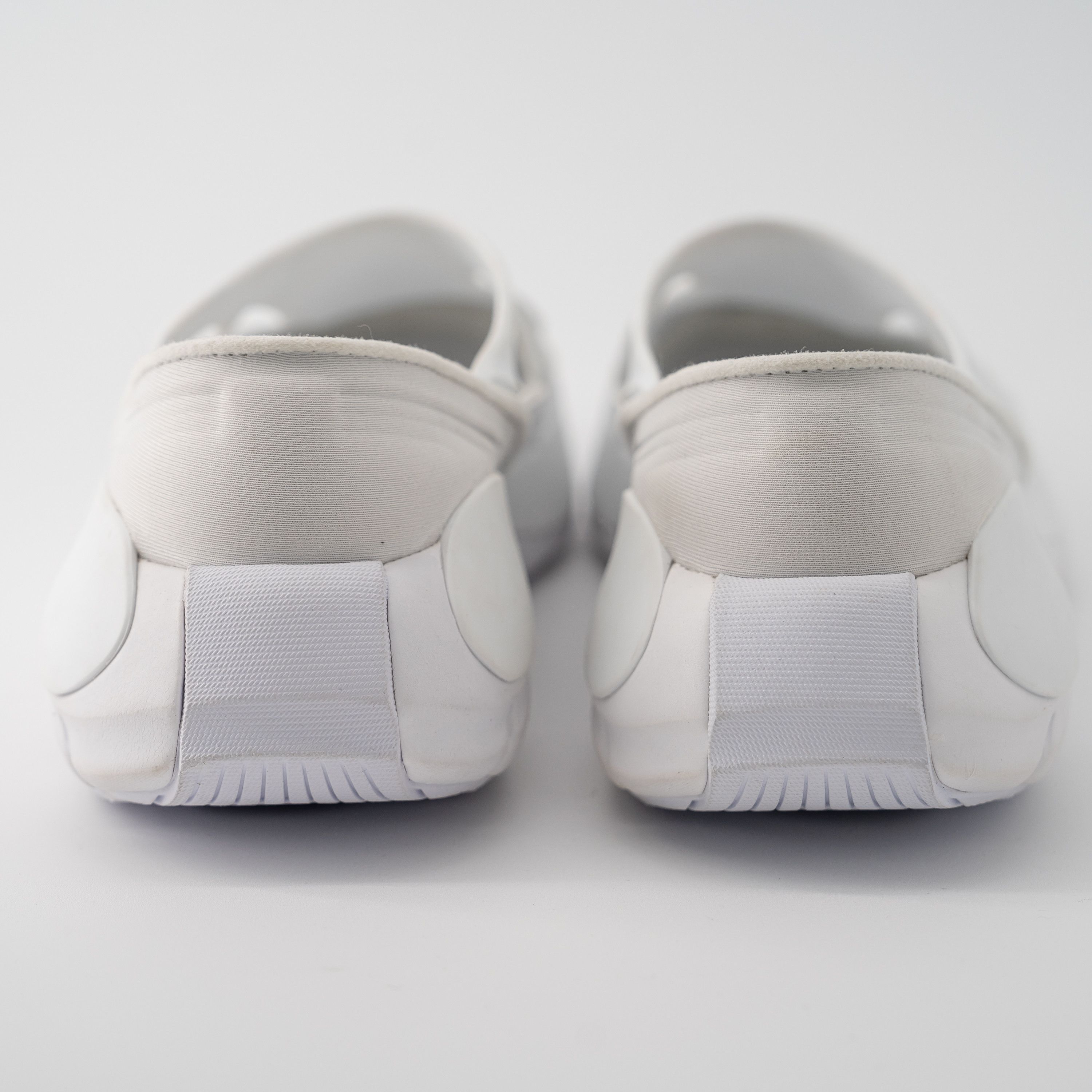 Maison Margiela × Reebok 8 Maison Margiela Reebok White Croafer Slip On Project 0 CR Size US 8 / EU 41 - 4 Thumbnail
