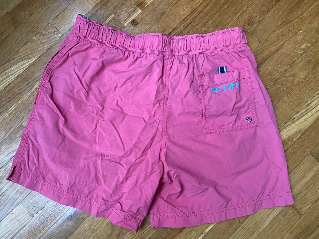Tommy Hilfiger Tommy Hilfiger y2k swimming trunks shorts Size US 34 / EU 50 - 2 Thumbnail