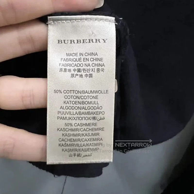 Burberry Burberry XS Black Long Sleeve Knit Sweater. Size XS / US 0-2 / IT 36-38 - 3 Thumbnail