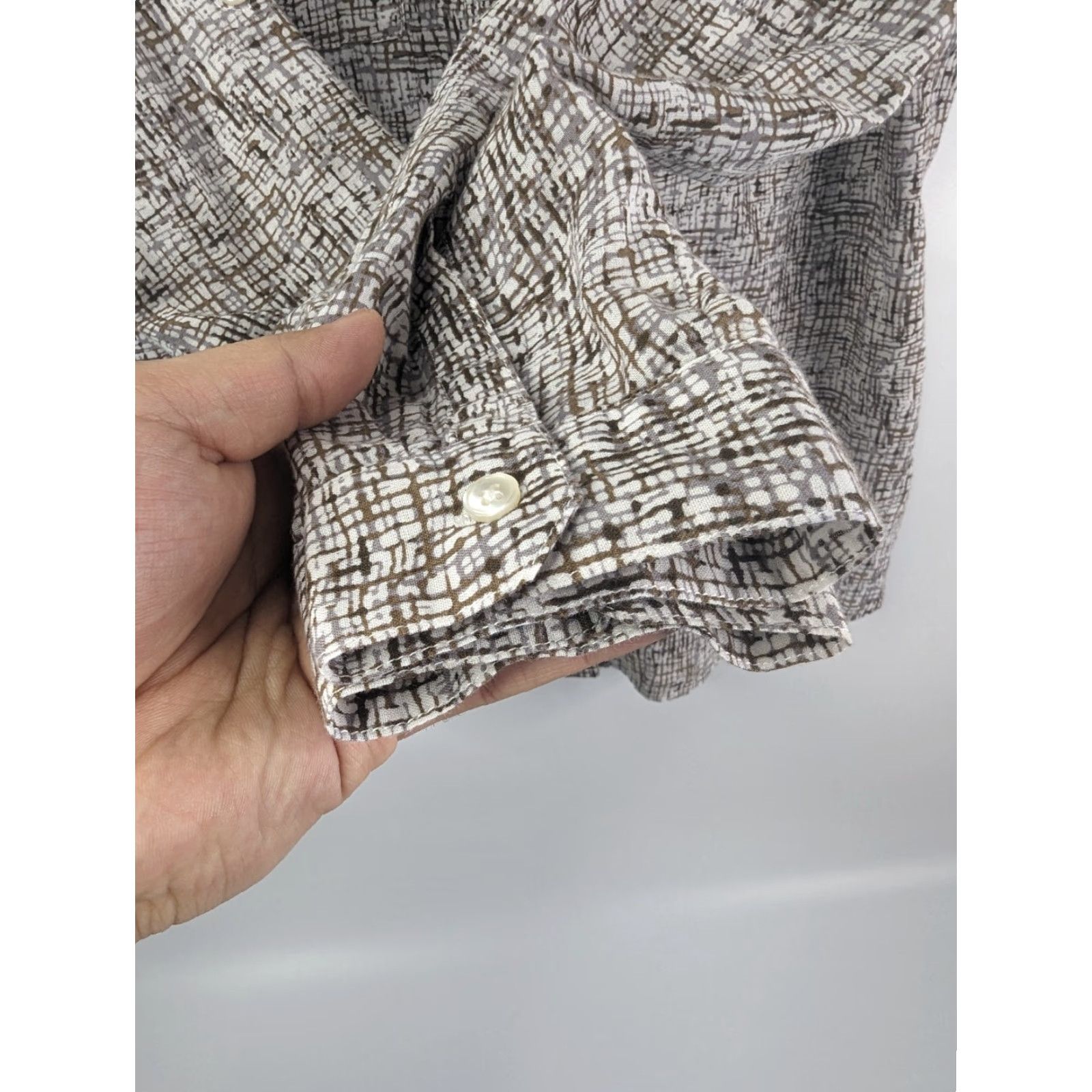 Eddie Bauer Eddie Bauer Button Up Tweed Pattern Lightweight L/S Roll Tab Shirt Women's Large Size L / US 10 / IT 46 - 4 Thumbnail