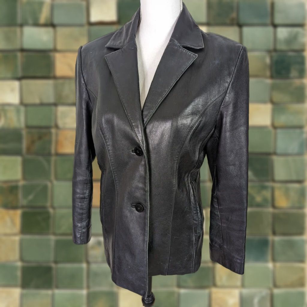 Vintage VINTAGE Wilsons Leather Black Jacket Womens Medium Blazer Motorcycle Biker Shirt? Size M / US 6-8 / IT 42-44 - 1 Thumbnail