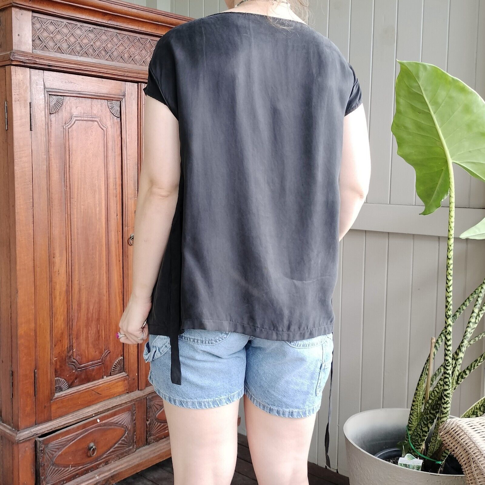 Japanese Brand Paqoda Blouse Short Sleeve Pleated Faux Suede Tie Waist Size ONE SIZE - 2 Thumbnail