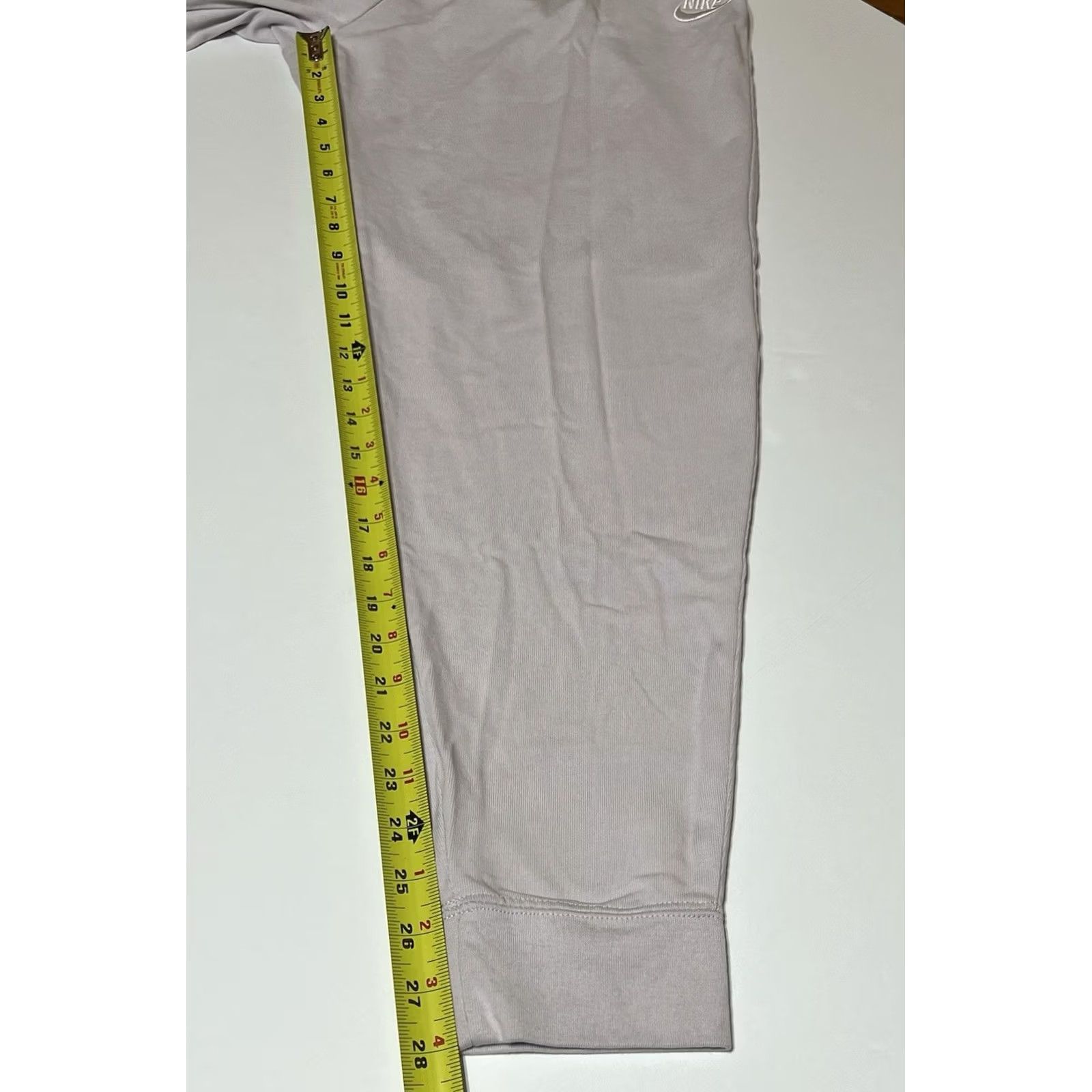 Nike Nike Pants Women XL Light Pink Sportswear Essential Fleece Jogger DR6215 511 Size 40" / US 18 - 5 Thumbnail