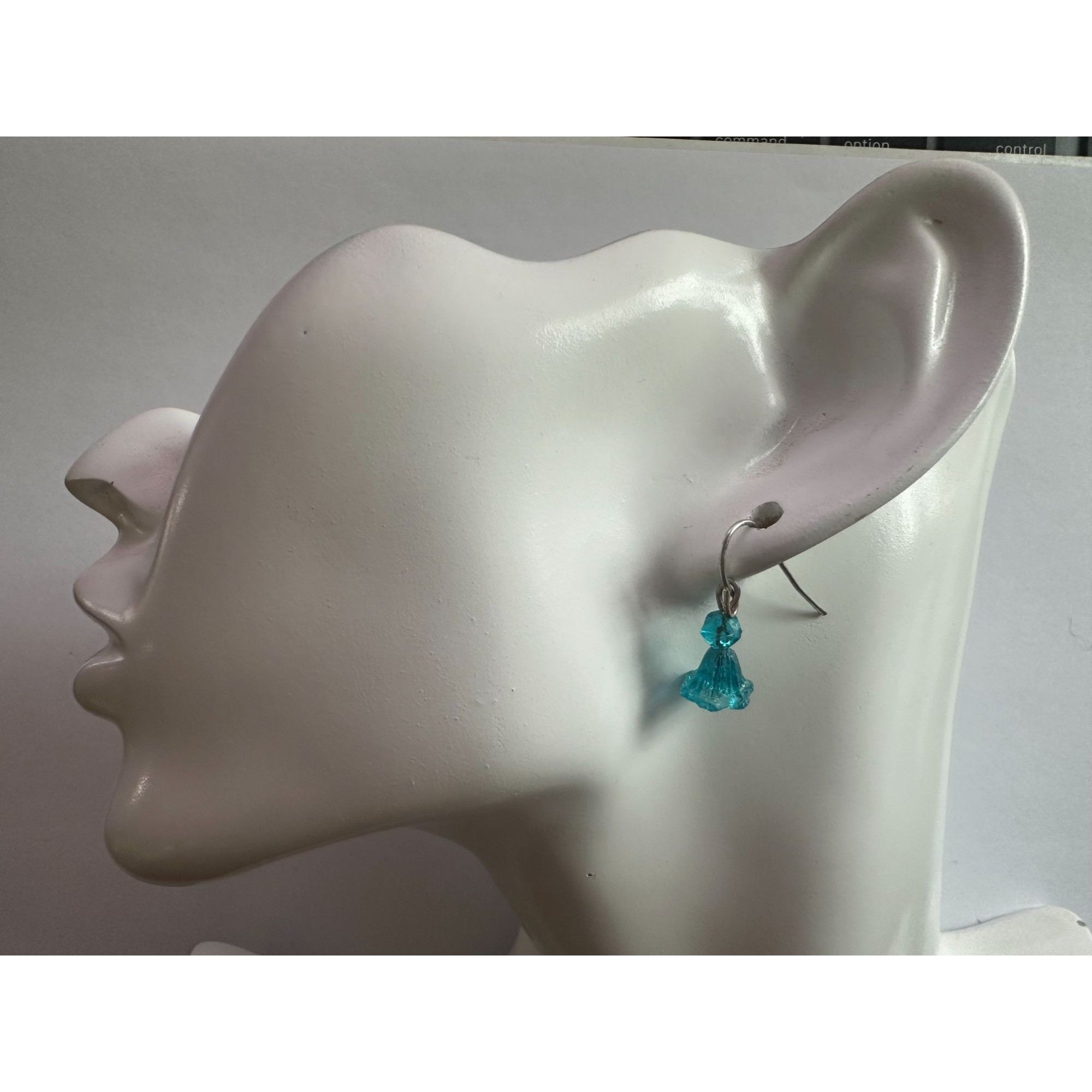 Other 4 Pairs of Women's Vintage Stud/Dangle Earrings Size ONE SIZE - 9 Thumbnail