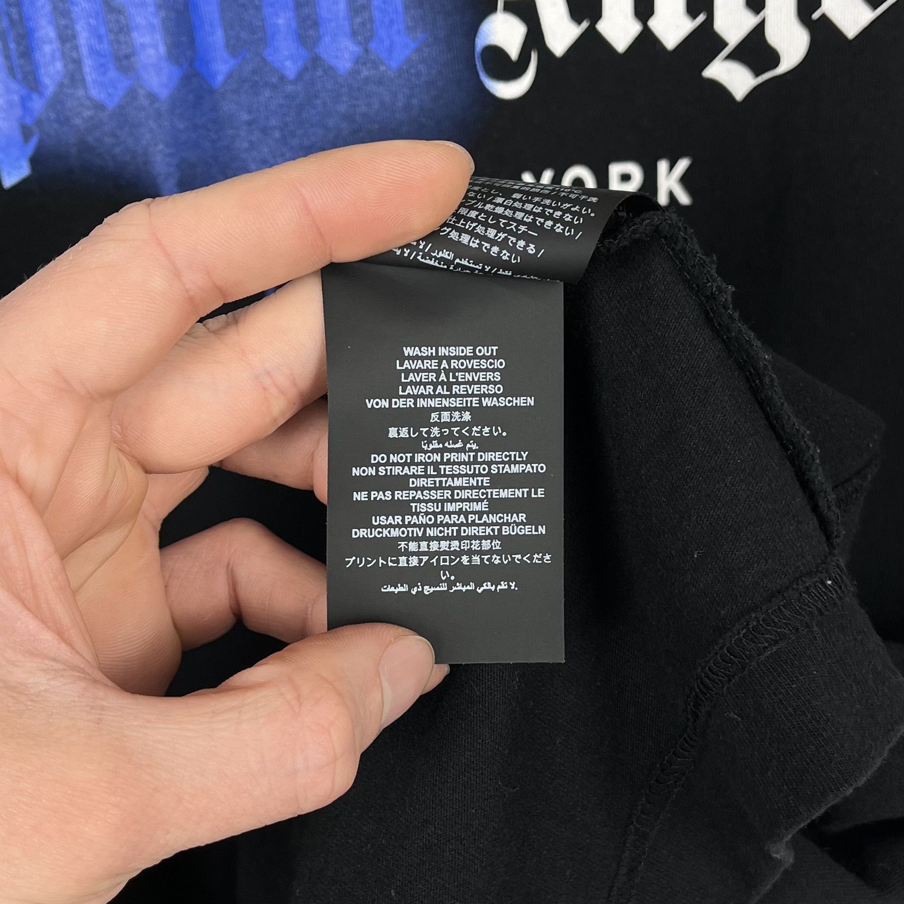 Palm Angels Palm Angels New York Sprayed Big Logo T Shirt Size US L / EU 52-54 / 3 - 13 Thumbnail