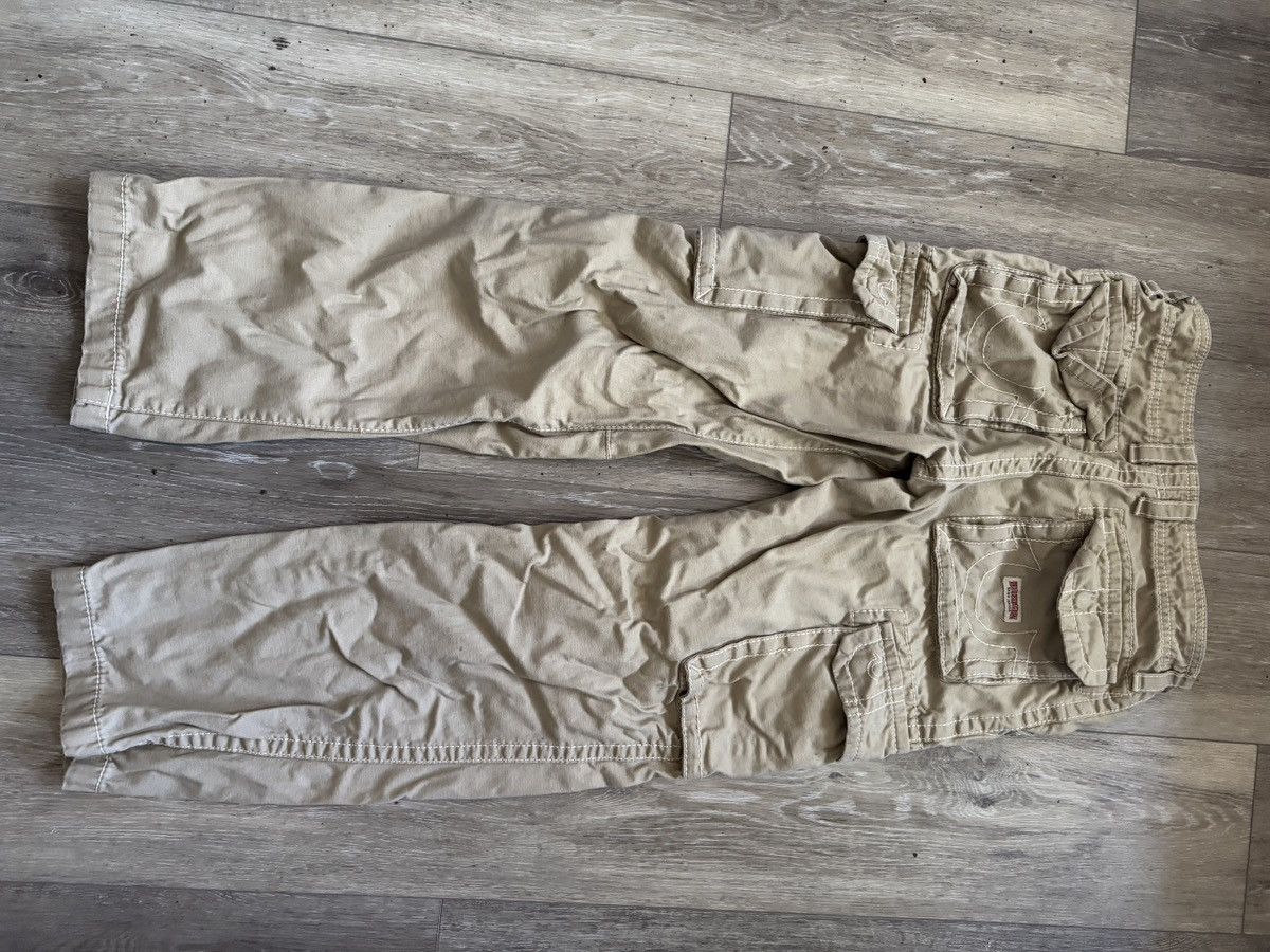 True Religion × Vintage TRUE RELIGION KHAKI CARGOS SZ 26 Size 26" / US 2 / IT 38 - 2 Thumbnail