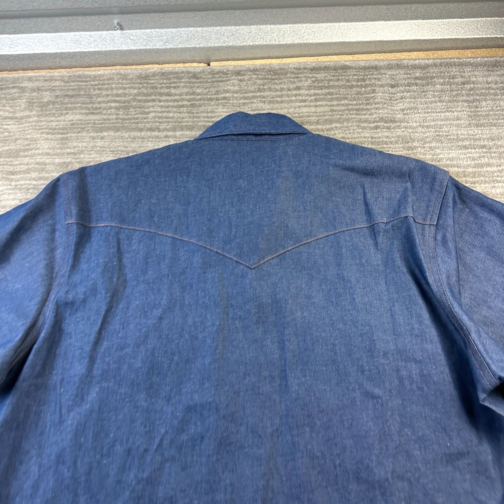Wrangler Wrangler Shirt Mens Large Blue Denim Pearl Snap Western Size US L / EU 52-54 / 3 - 5 Thumbnail