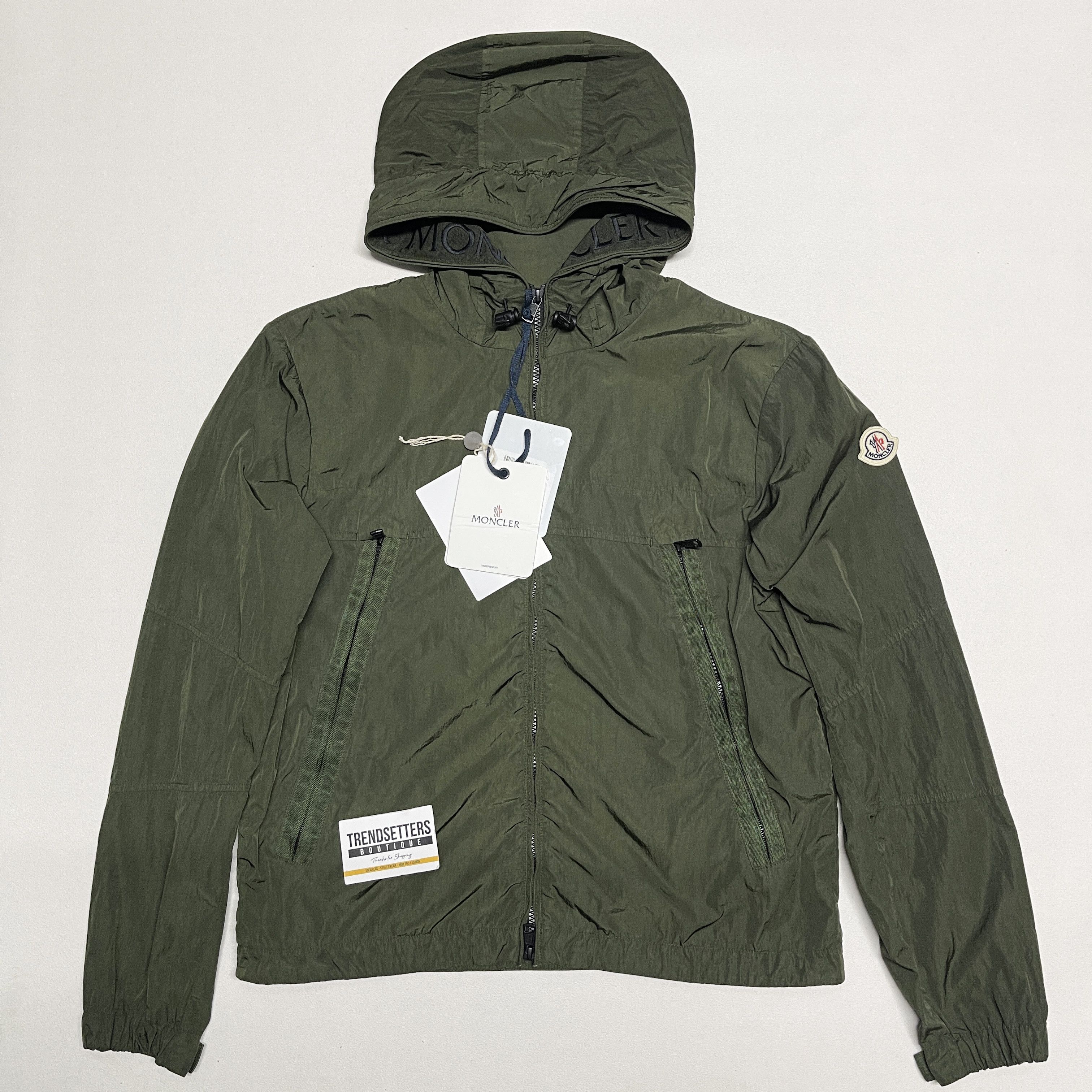 Moncler Moncler mens green light jacket size 2 M medium Size US M / EU 48-50 / 2 - 3 Thumbnail