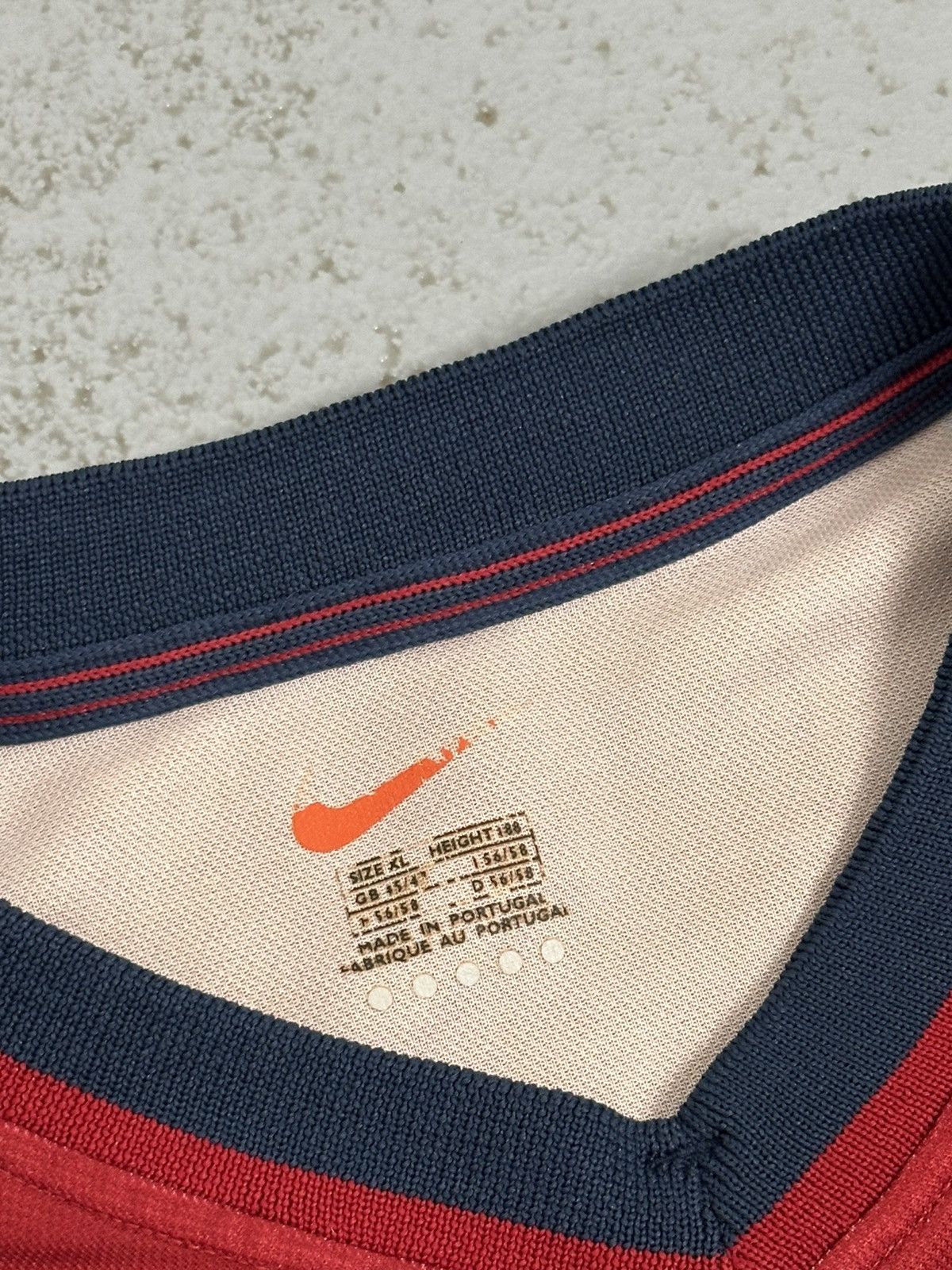 Nike Barcelona 1998/99 Nike Home Jersey Size US XL / EU 56 / 4 - 8 Thumbnail