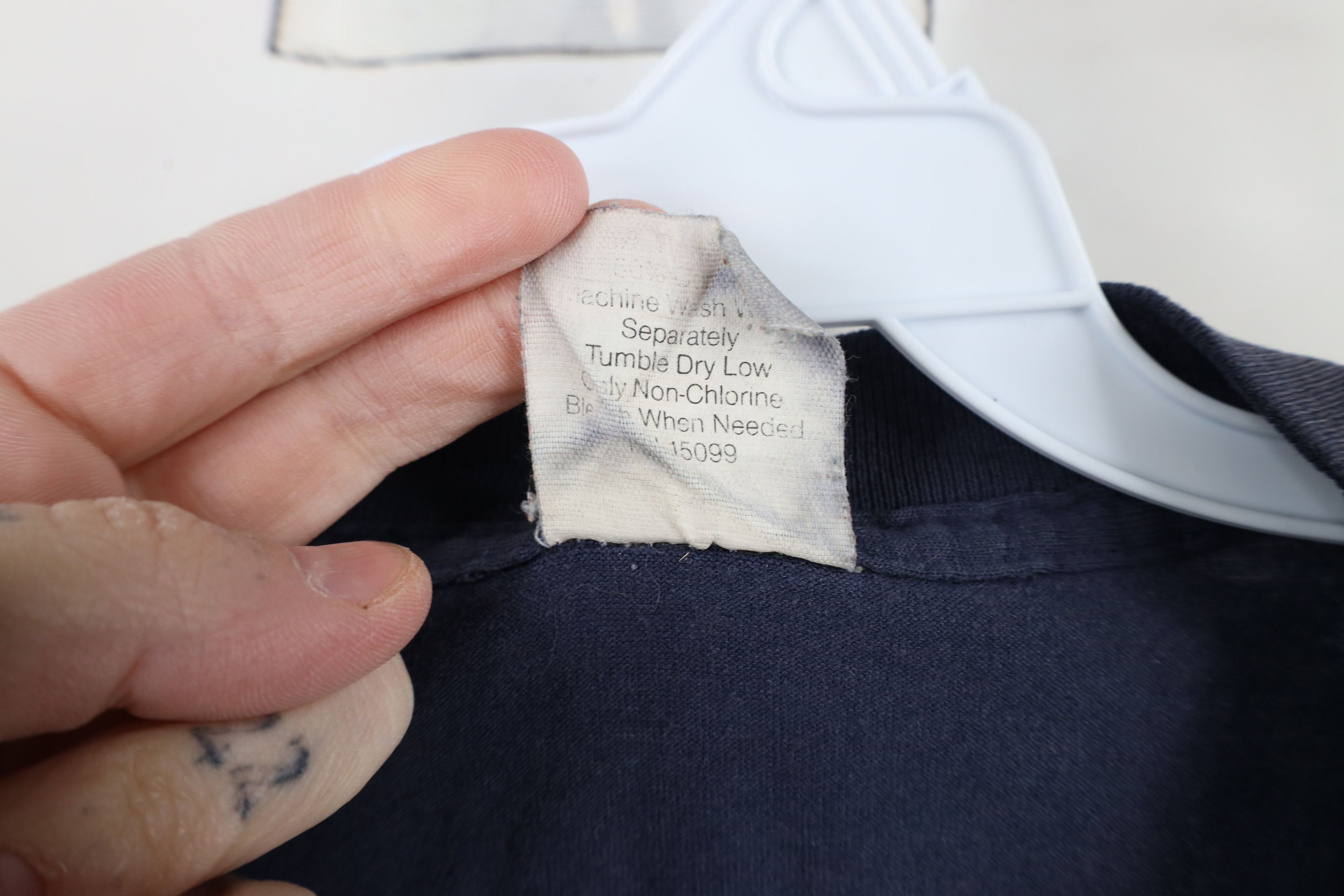 Vintage Vintage 90s Streetwear Blank Thin Pocket T-Shirt Blue USA Size US L / EU 52-54 / 3 - 8 Thumbnail