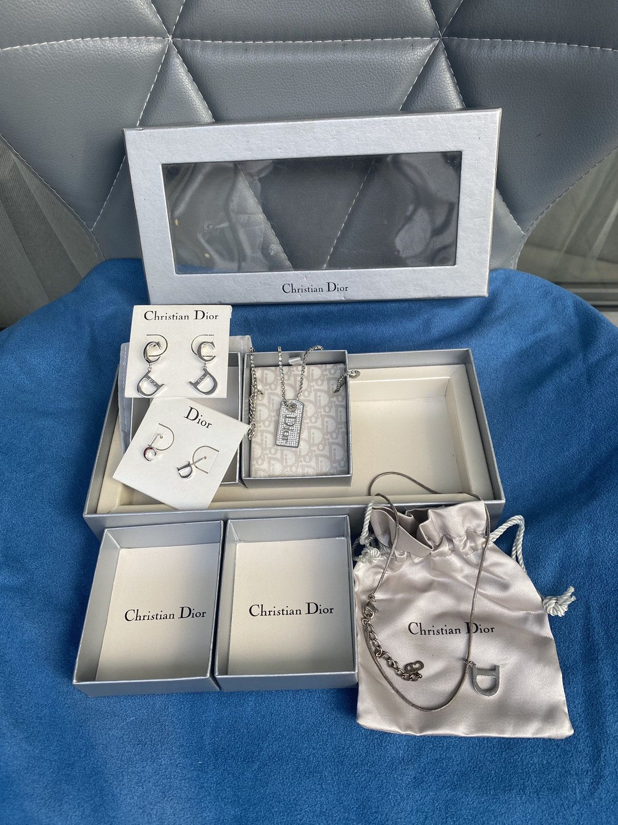 Dior 🔥WITH FREEGIFT🔥One Set Christian dior accessories Size ONE SIZE - 3 Thumbnail