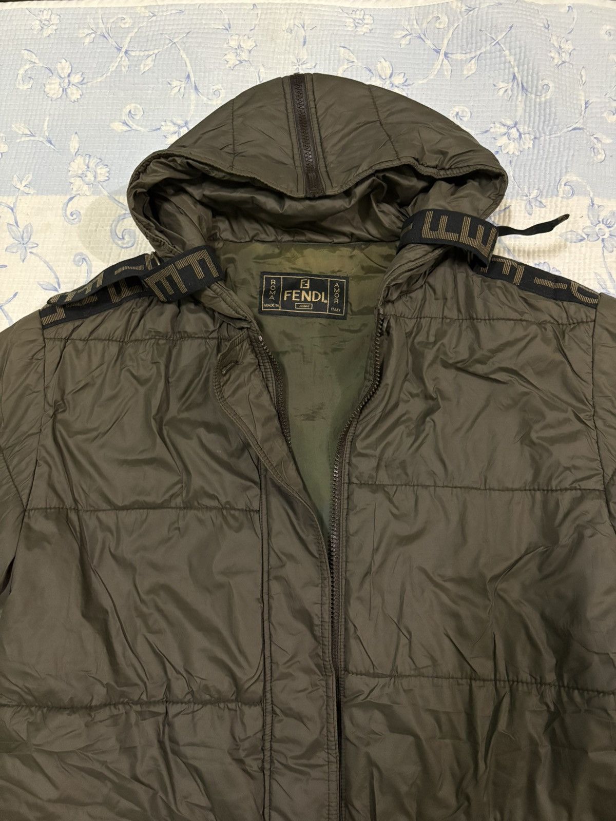 Fendi Fendi Roma Padded Jacket Hoodie Logo Stripe Size US S / EU 44-46 / 1 - 13 Thumbnail