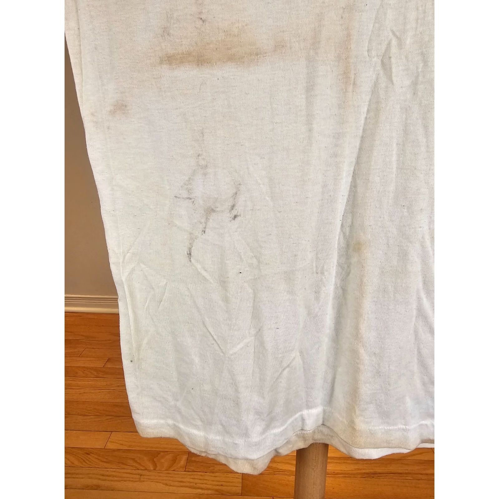 Vintage VINTAGE GRANTS WHITE T-SHIRT L Mens Short Sleeve Round Neck Cotton Logo Trashed Distressed 70's 70s LP Size US L / EU 52-54 / 3 - 3 Thumbnail