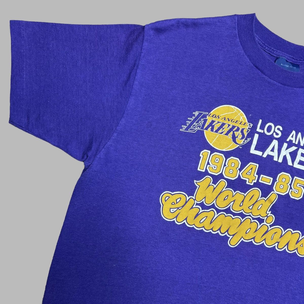 NBA × Vintage Vintage 1985 NBA Los Angeles Lakers World Champions Tee Size US L / EU 52-54 / 3 - 4 Thumbnail