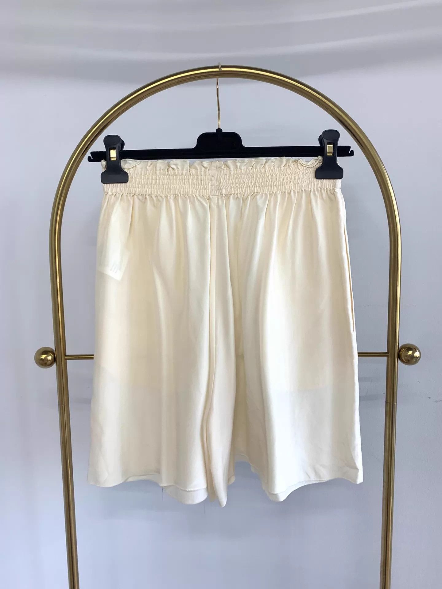 Other Ms MIN Off-White Silk Shorts Size 2 New Size 26" / US 2 / IT 38 - 3 Thumbnail